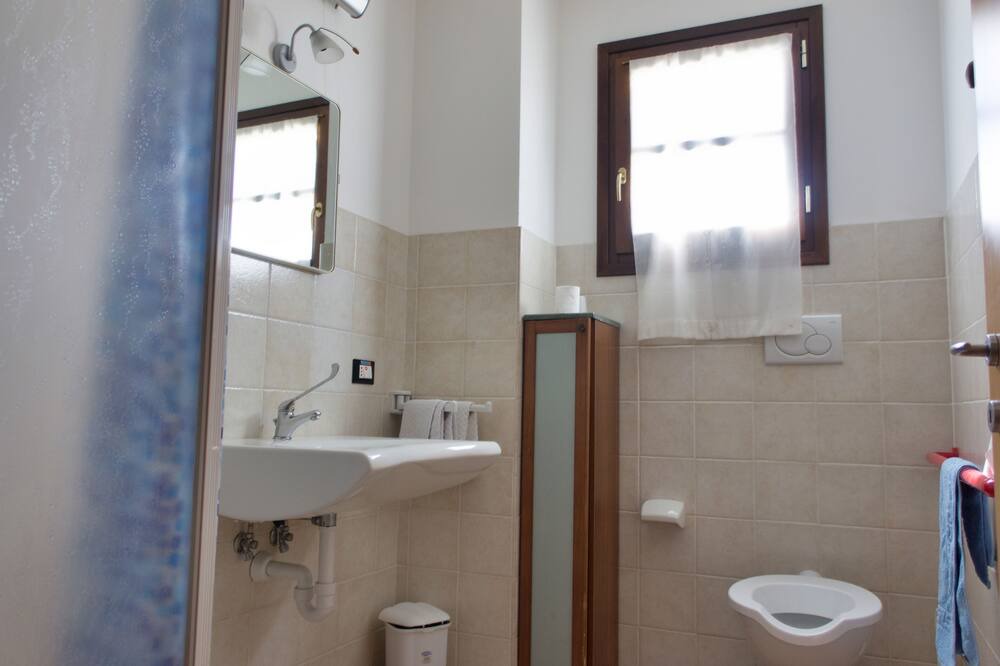Photo of Bathroom in Casanova Lerrone