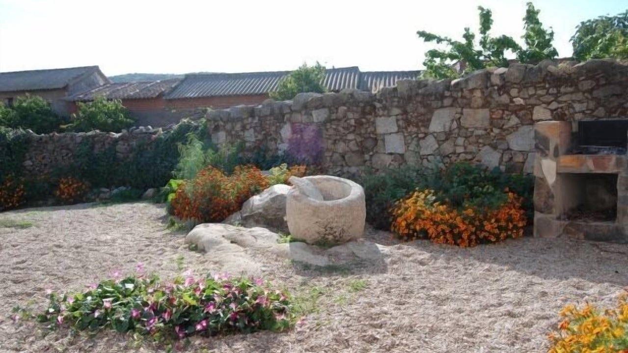 Photo of Outdoor in Menasalbas