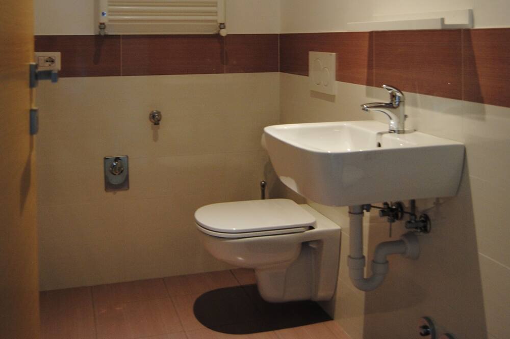 Photo of Bathroom in Pella