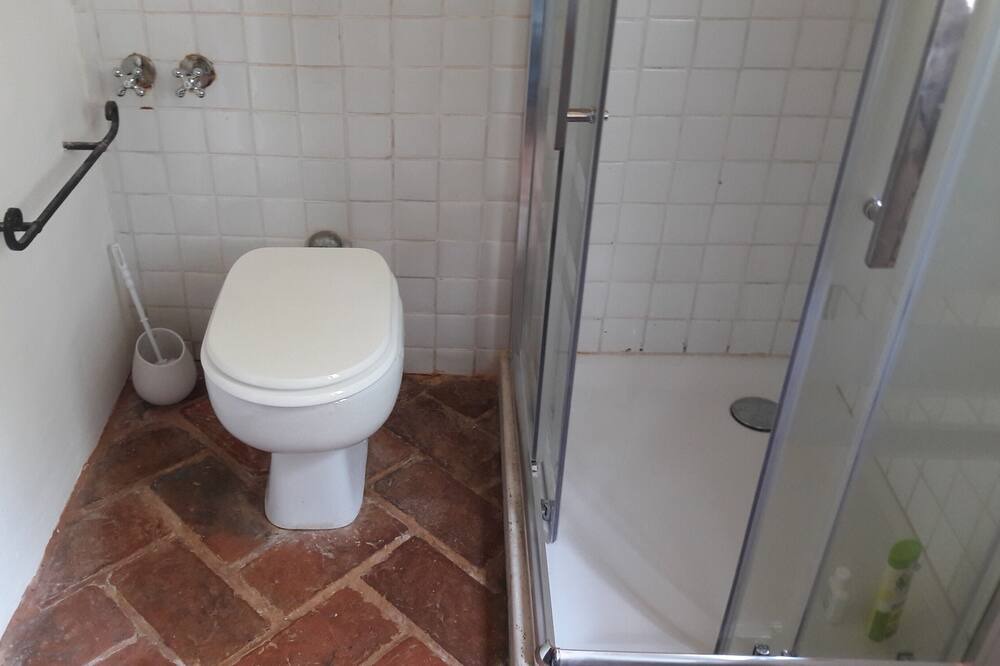 Photo of Bathroom in Pontinia