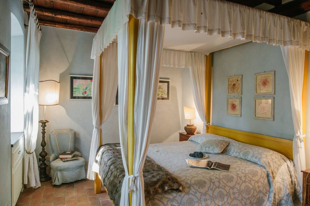 Photo of Bedroom in Terruggia