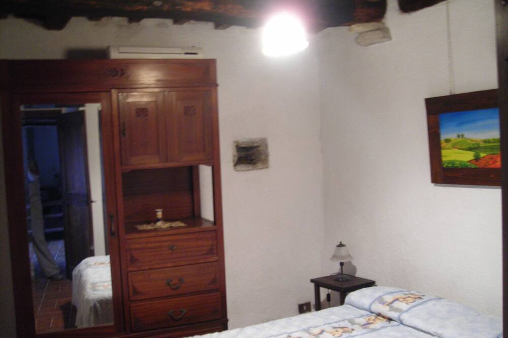 Photo of Bedroom in Montegabbione