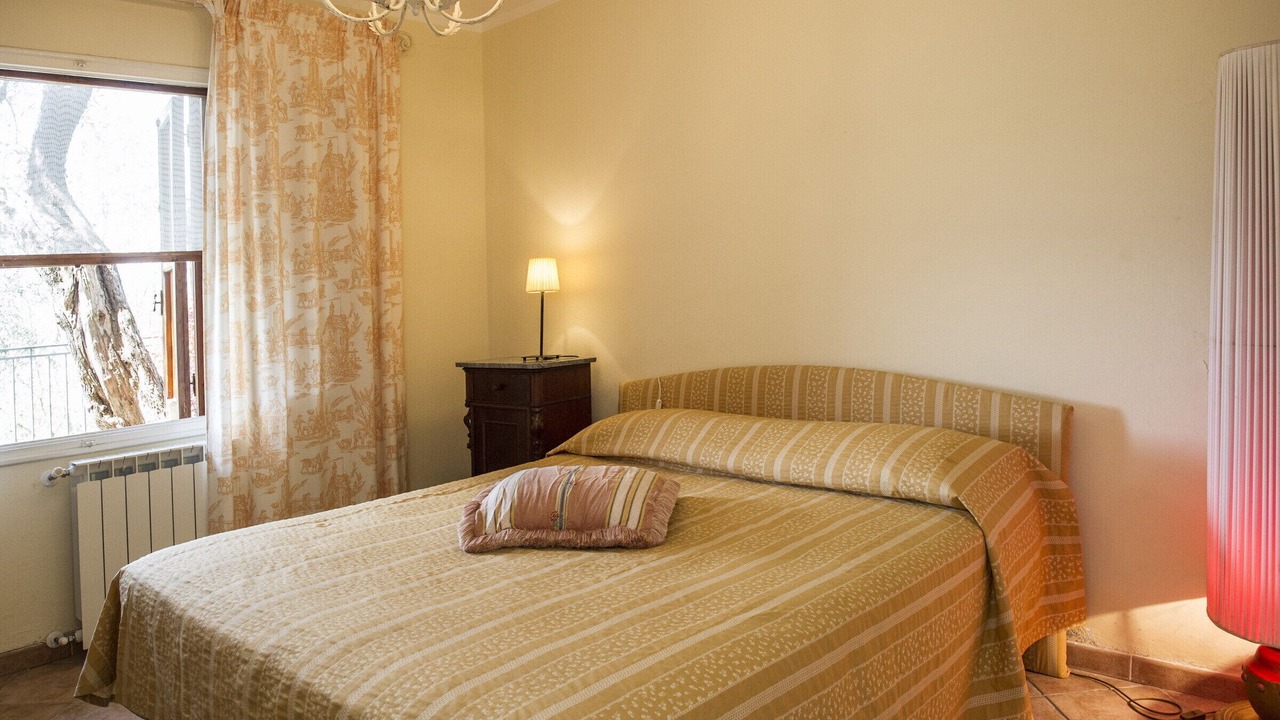 Photo of Bedroom in Castelnuovo Magra