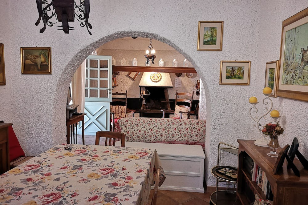Photo of Livingroom in Colli al Volturno