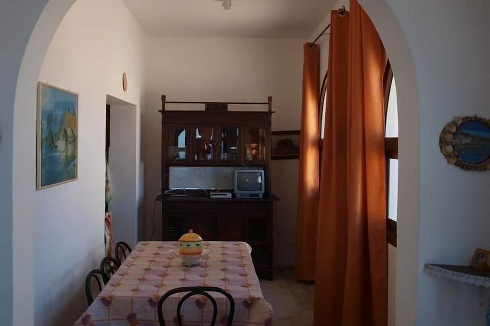 Photo of Kitchen in Pantelleria
