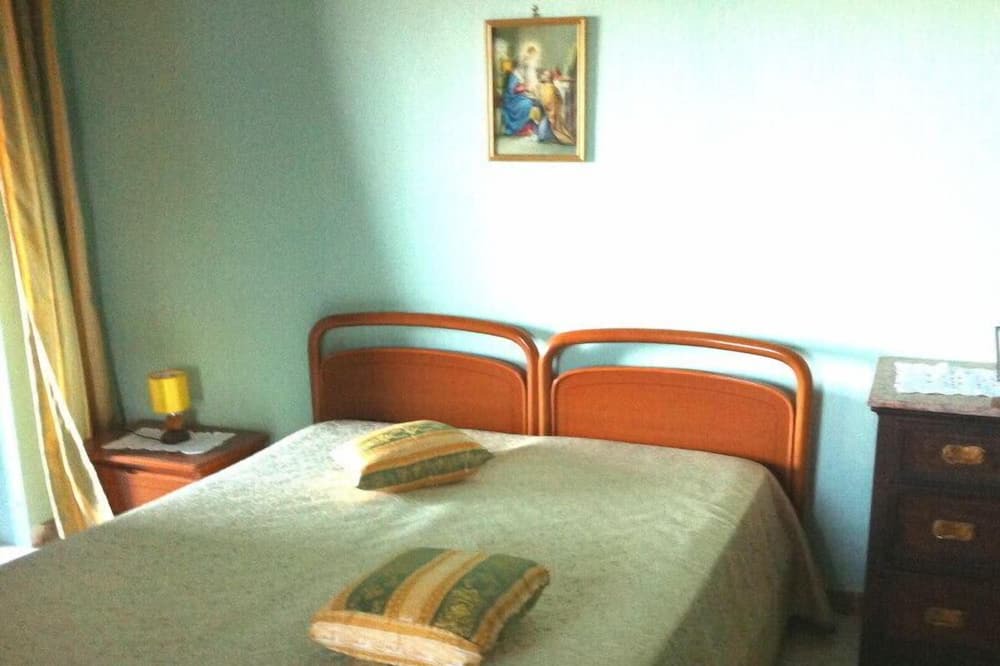 Photo of Bedroom in Pantelleria