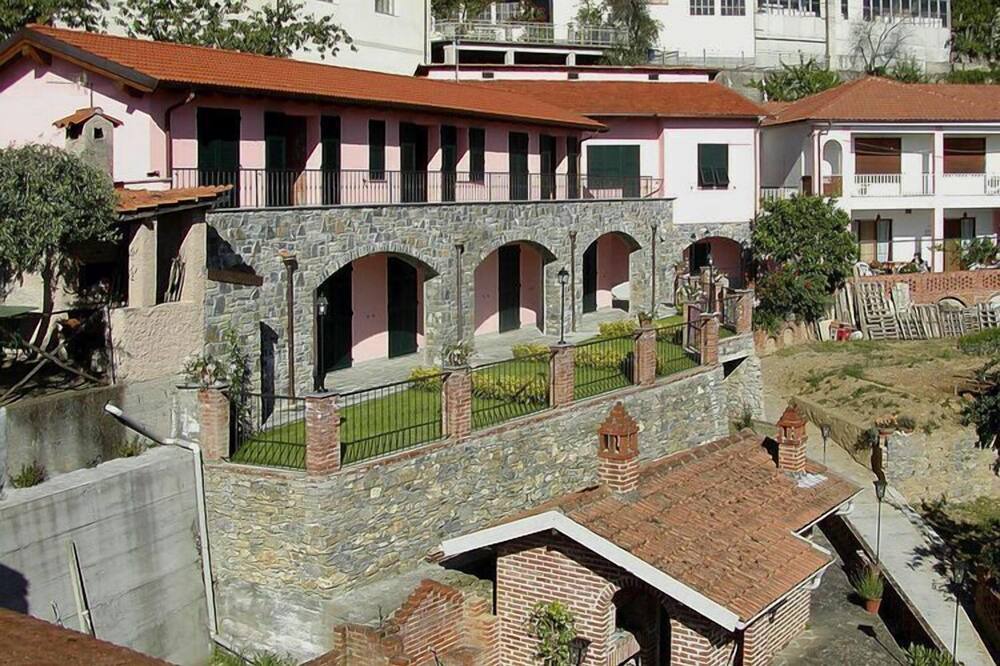 Photo of Outdoor in Casanova Lerrone