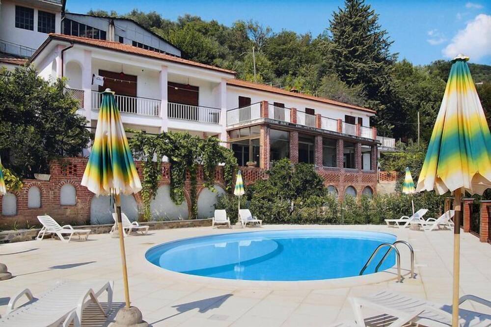 Photo of Outdoor in Casanova Lerrone