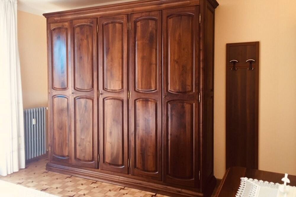 Photo of Bedroom in Pettenasco