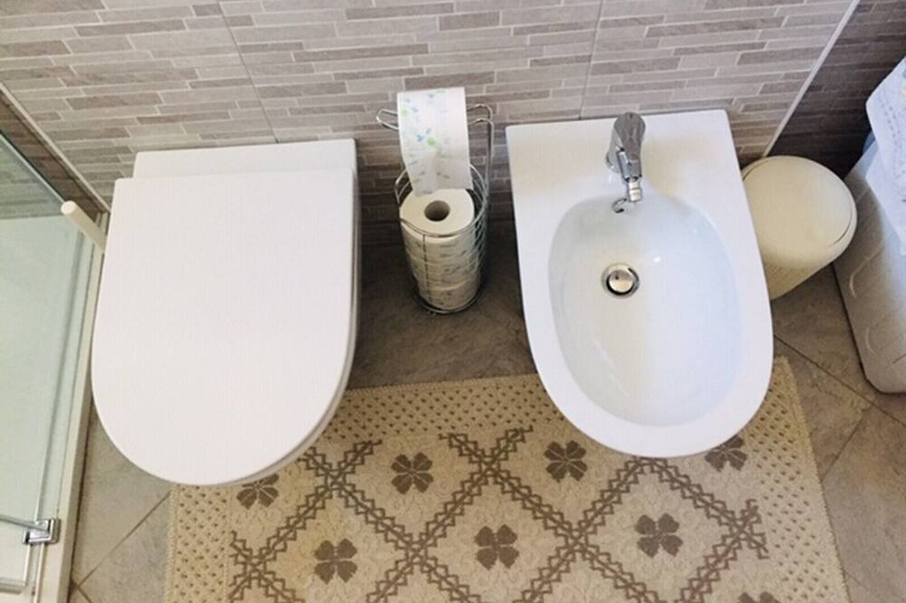 Photo of Bathroom in Pettenasco