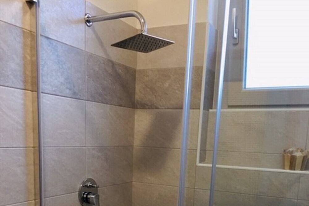 Photo of Bathroom in Pettenasco