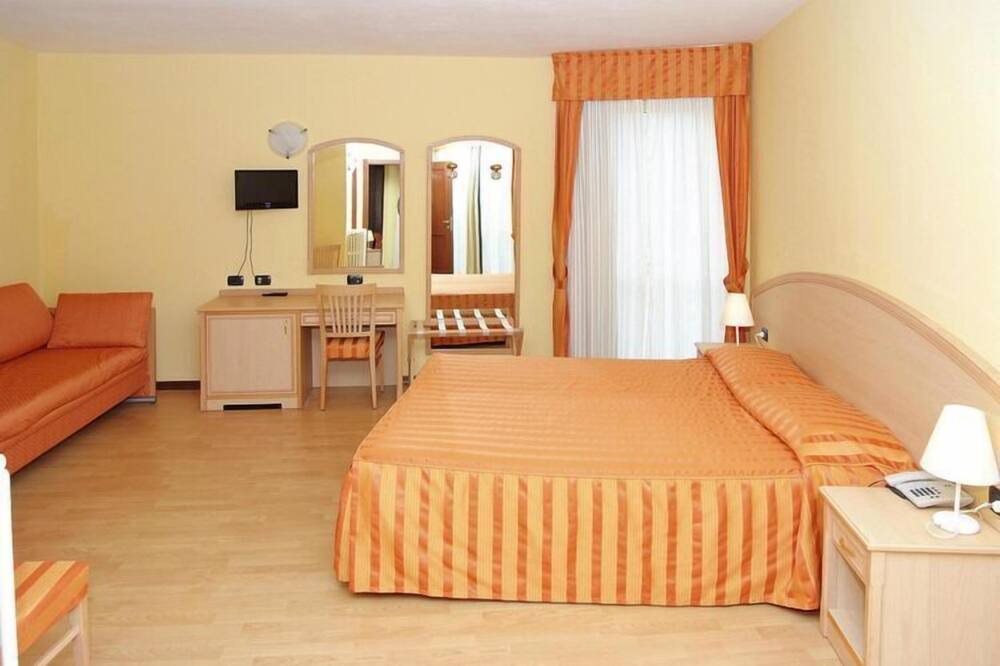 Photo of Bedroom in Baveno