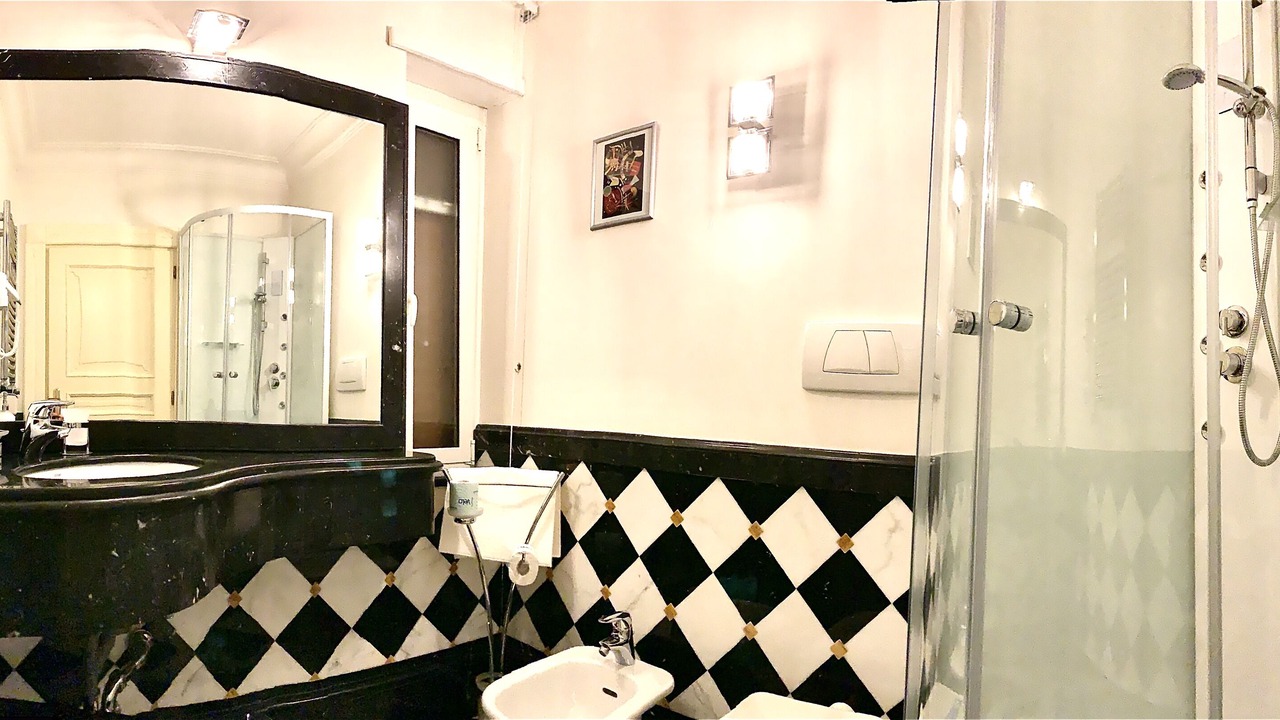 Photo of Bathroom in Tuscolano