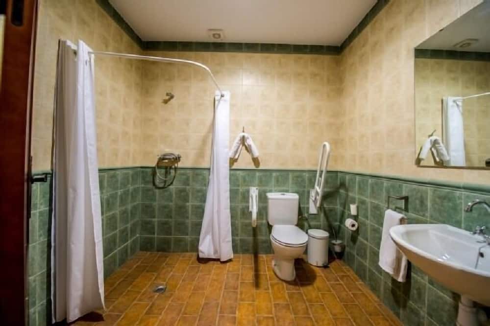 Photo of Bathroom in Cardena