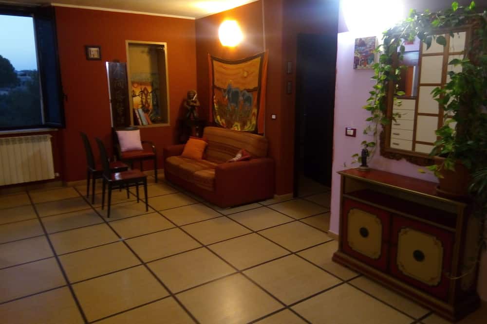 Photo of Livingroom in Marano Marchesato