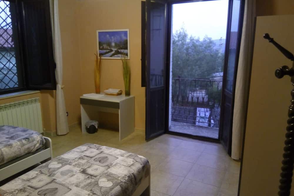 Photo of Bedroom in Marano Marchesato