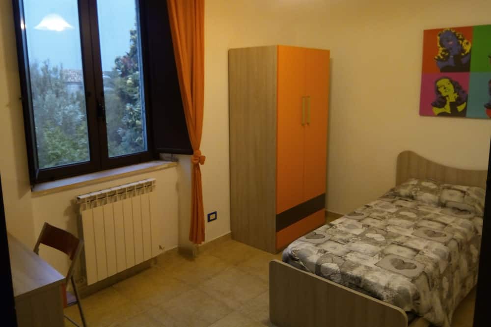 Photo of Bedroom in Marano Marchesato