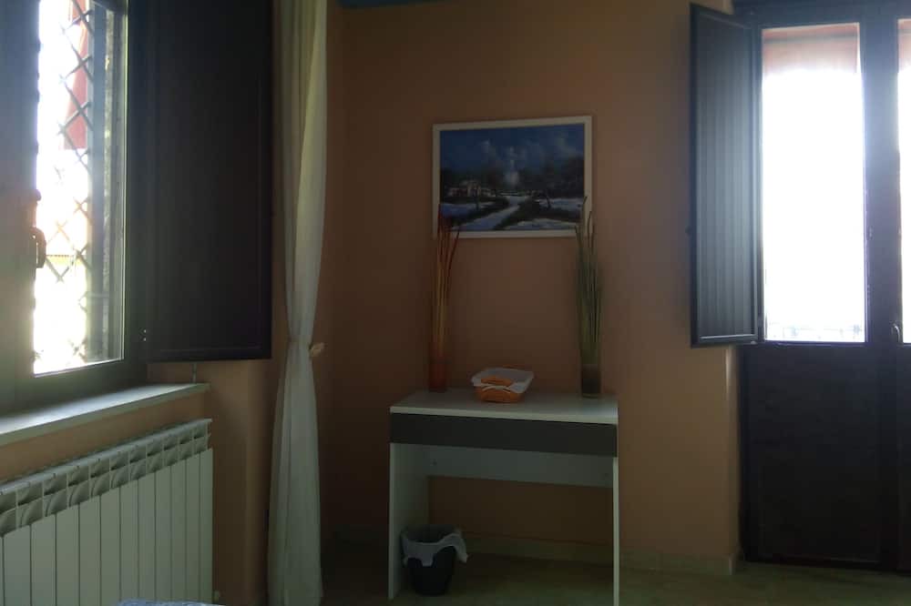 Photo of Bedroom in Marano Marchesato