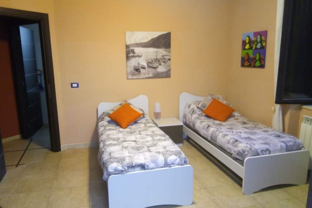 Photo of Bedroom in Marano Marchesato