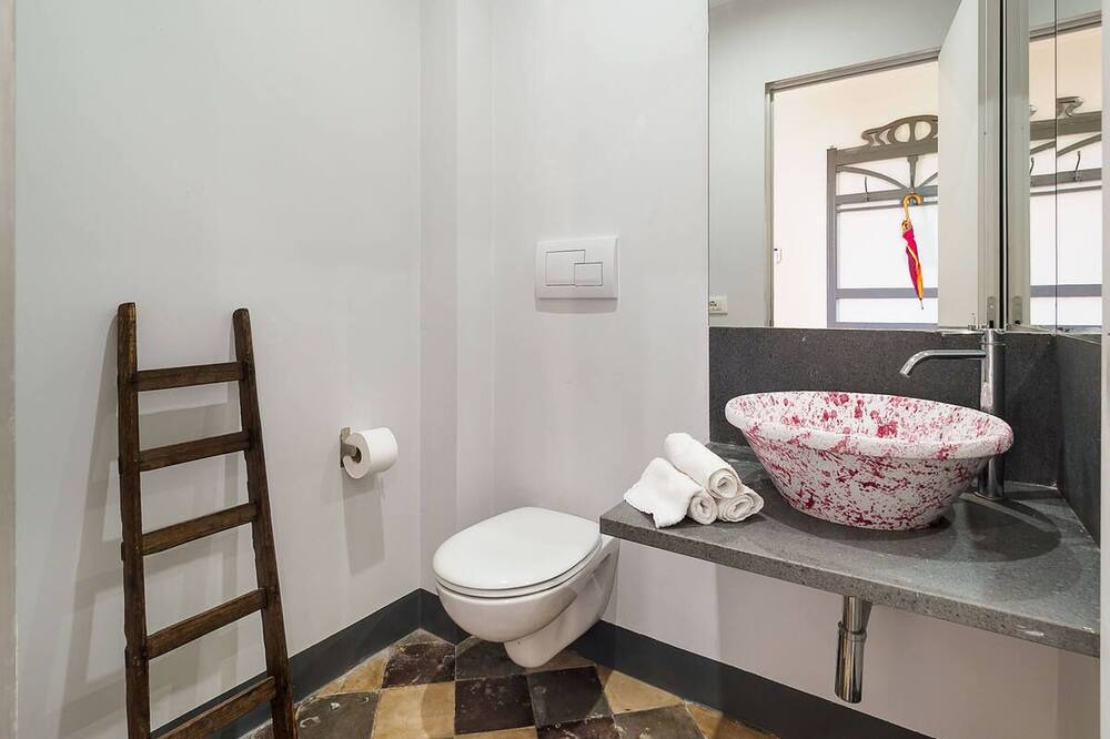 Photo of Bathroom in Rovittello