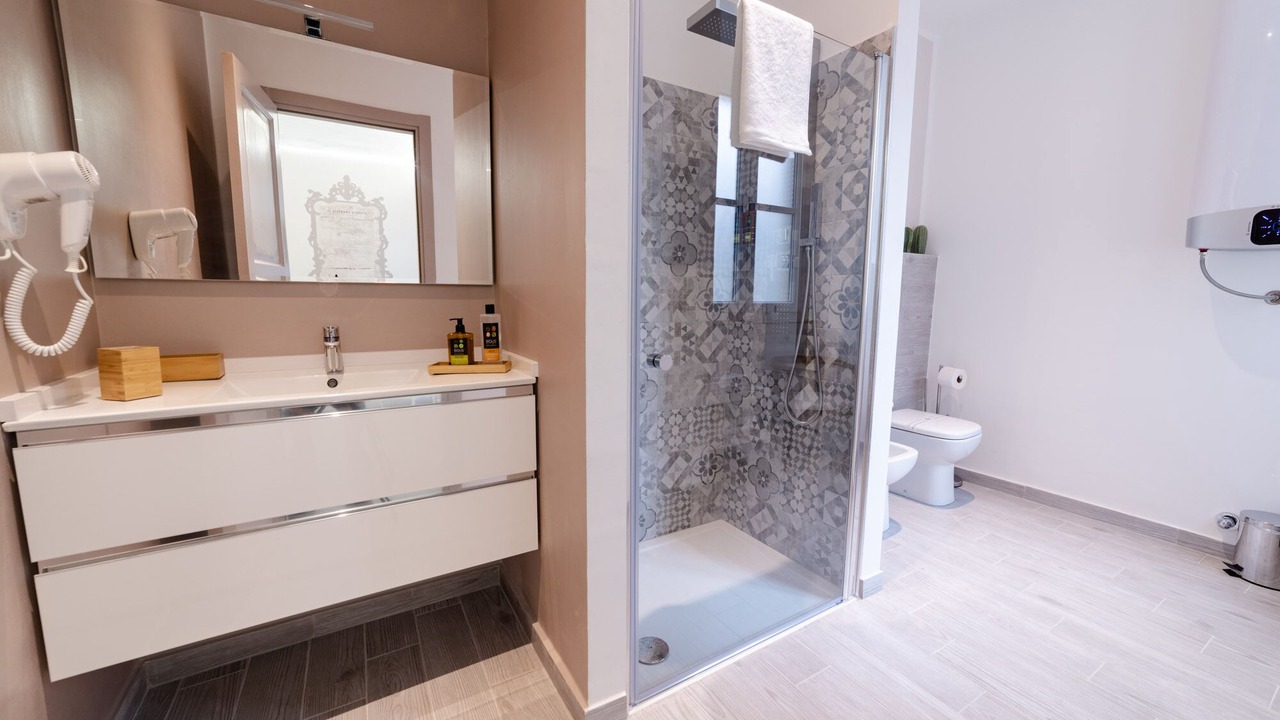Photo of Bathroom in Historic Centre