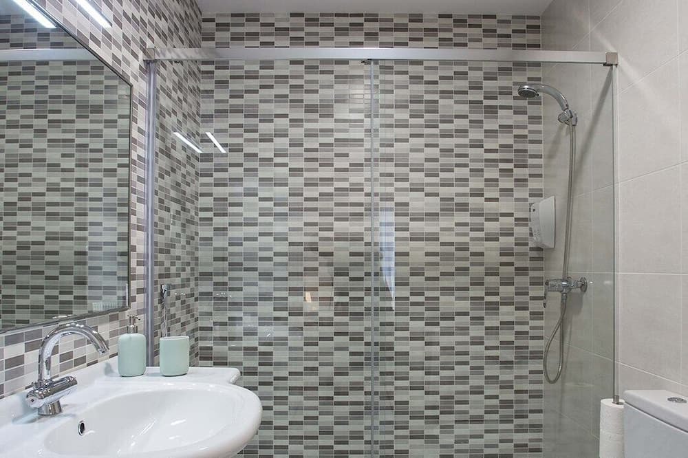 Photo of Bathroom in Ripoll