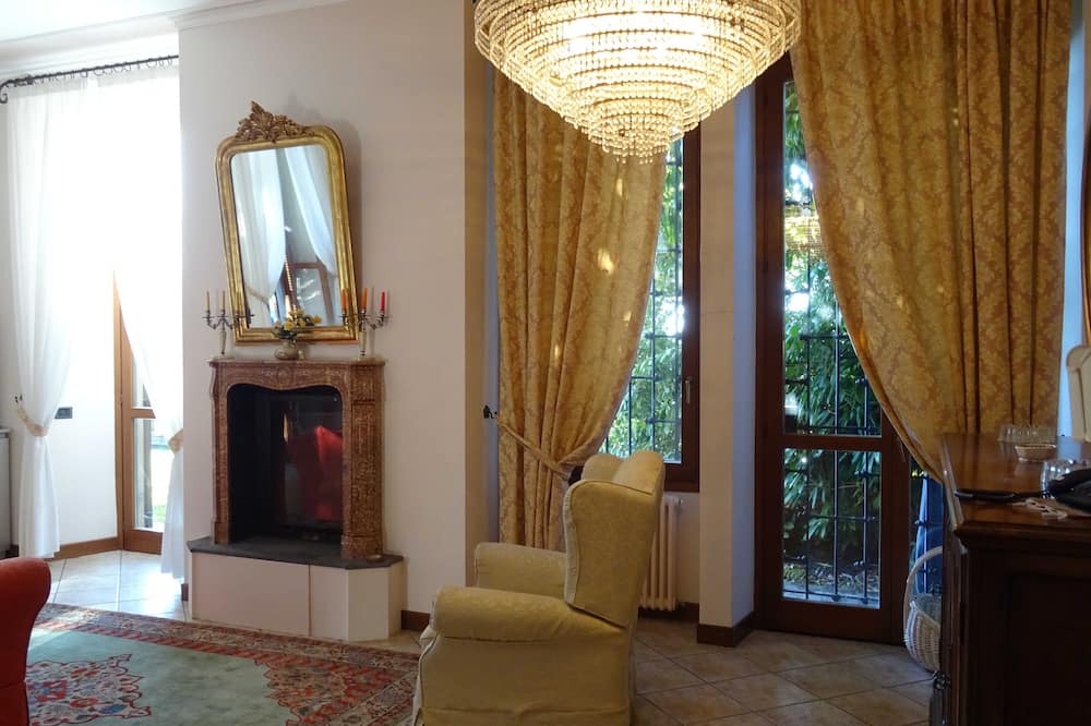 Photo of Livingroom in San Fermo della Battaglia