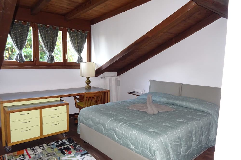 Photo of Bedroom in San Fermo della Battaglia