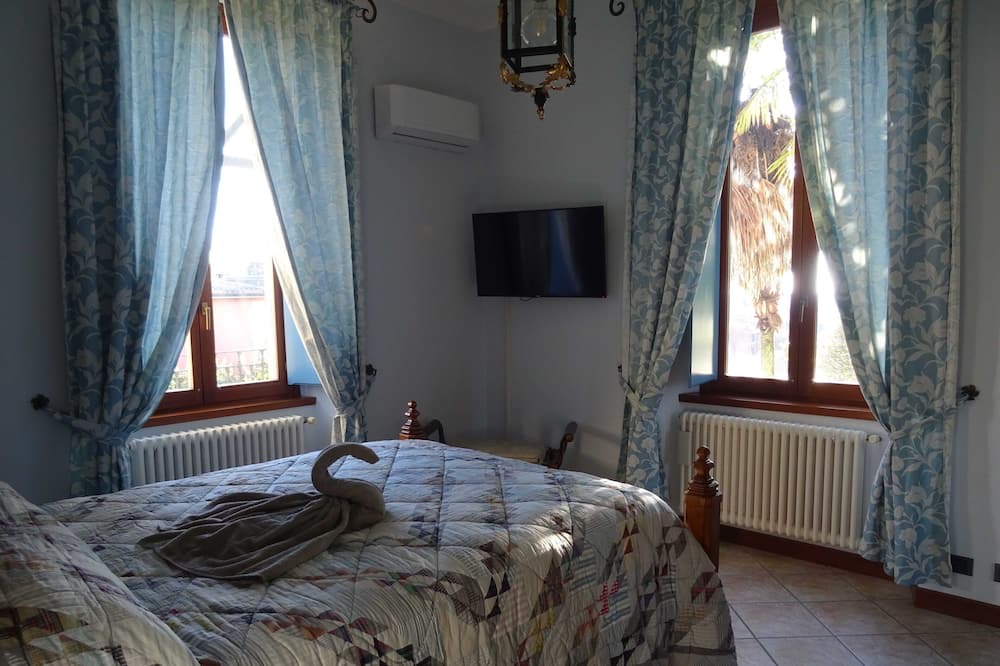 Photo of Bedroom in San Fermo della Battaglia