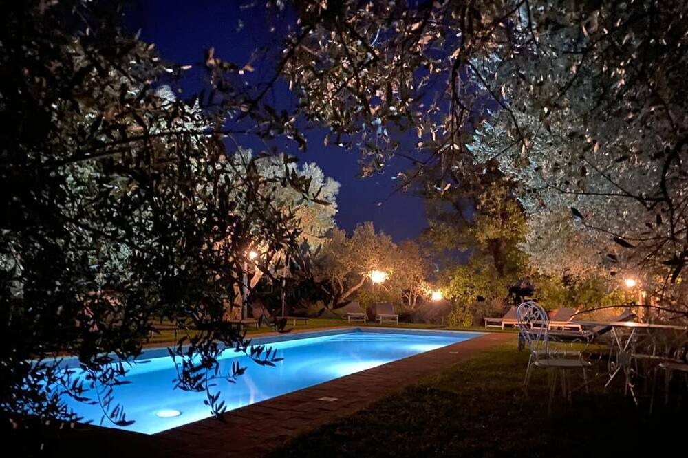 Photo of Outdoor in Porano