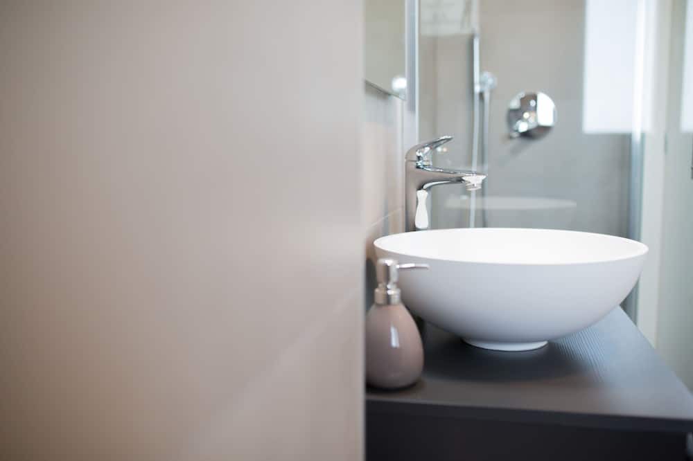 Photo of Bathroom in Tessera