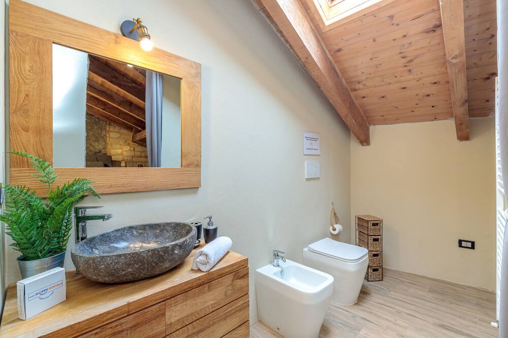Photo of Bathroom in Ozzano Monferrato