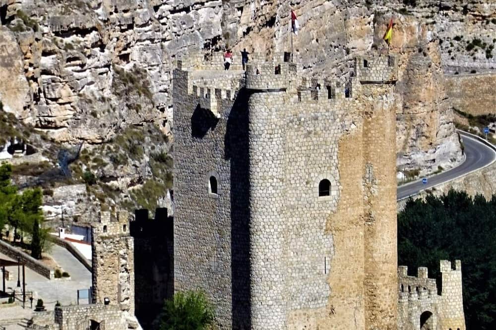 Photo of Outdoor in Alcala del Jucar