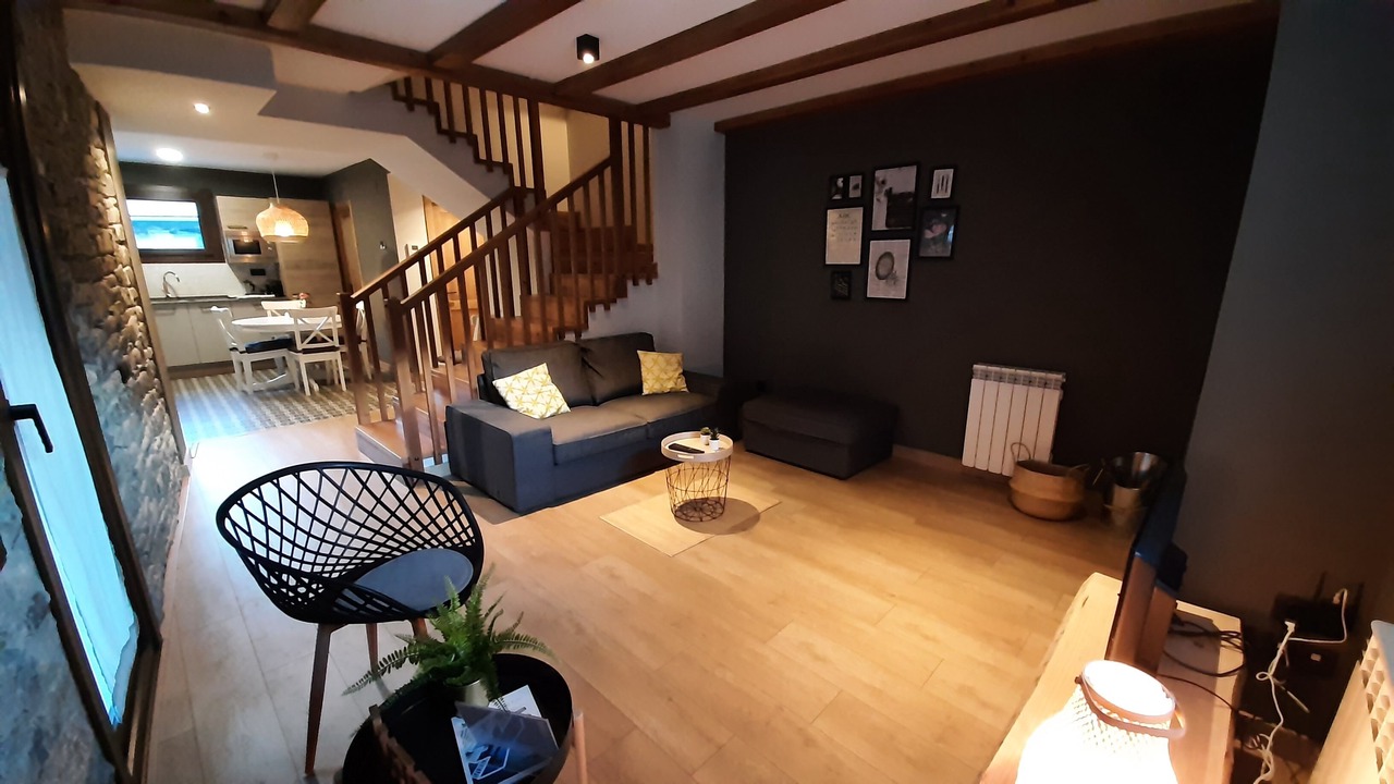 Photo of Livingroom in Sahun