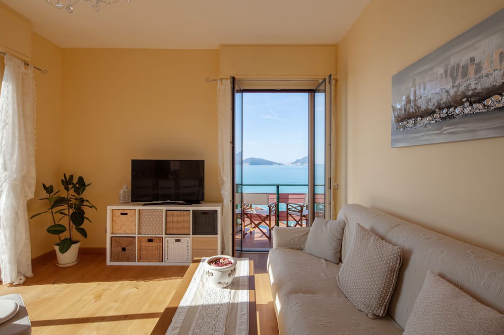 Photo of Livingroom in Tellaro