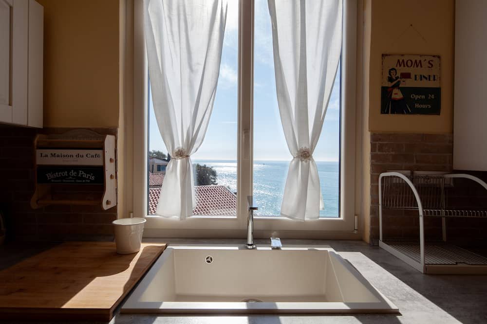 Photo of Others in Tellaro