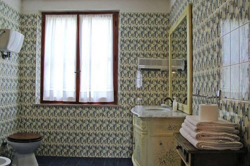 Photo of Bathroom in Ramazzano