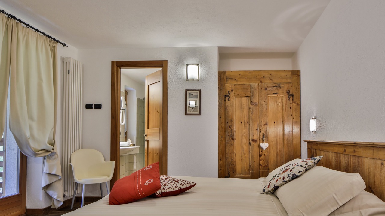 Photo of Bedroom in Tschaval