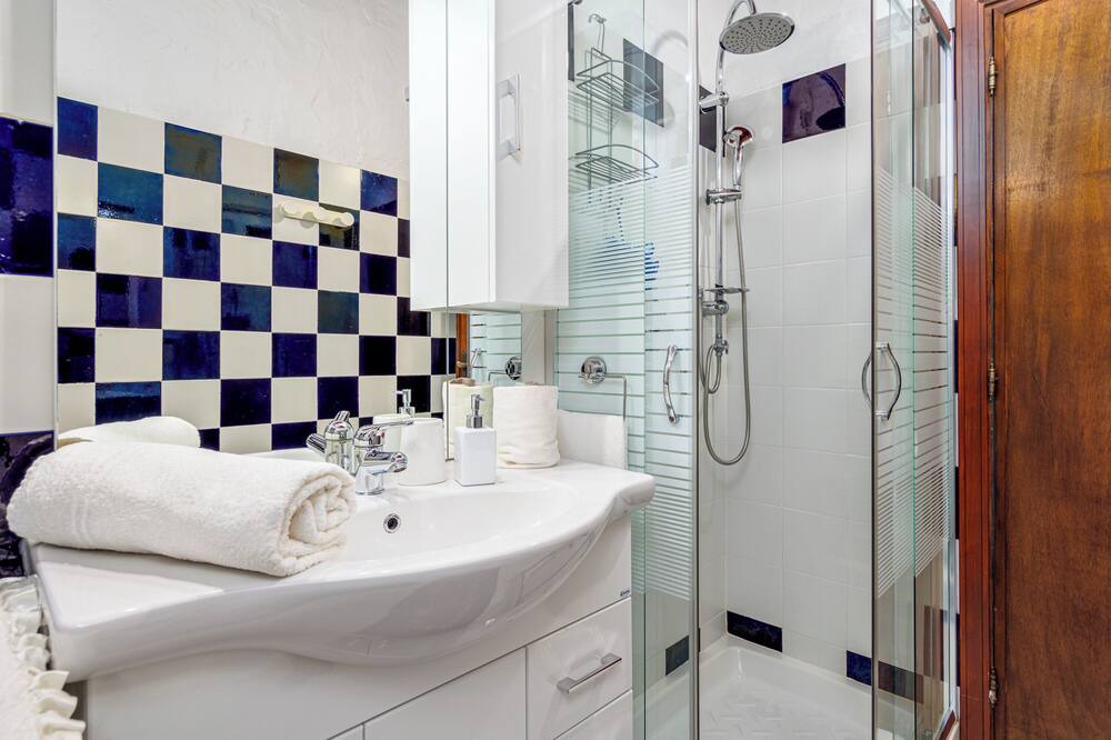 Photo of Bathroom in Pittulongu