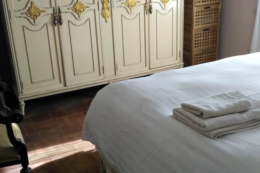Photo of Bedroom in Vilobi d'Onyar