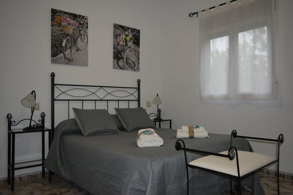 Photo of Bedroom in Burunchel