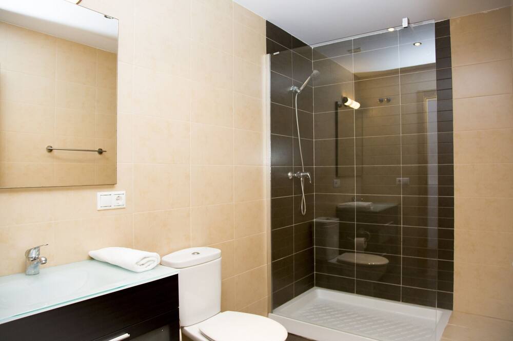 Photo of Bathroom in Longuida