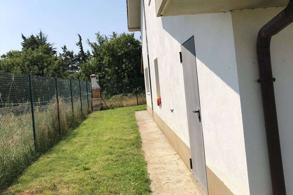 Photo of Outdoor in Longuida