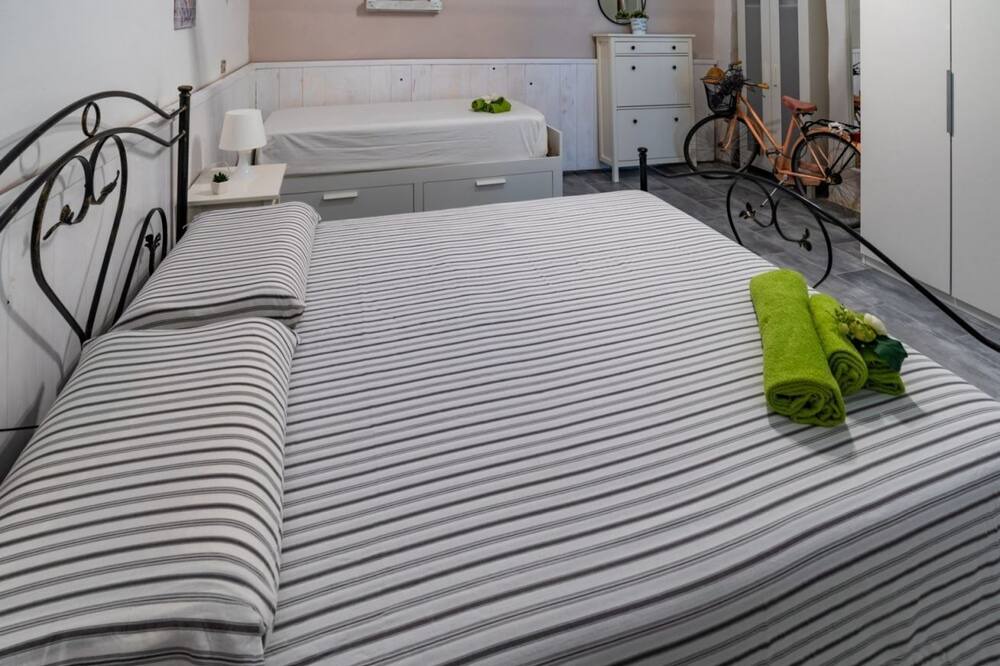 Photo of Bedroom in Bernalda