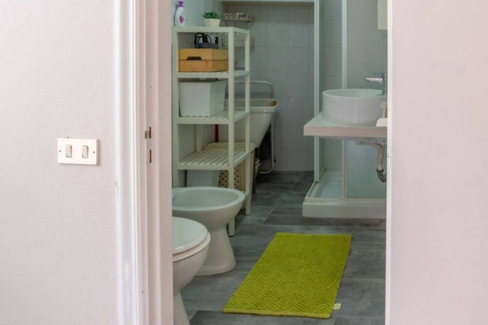 Photo of Bathroom in Bernalda