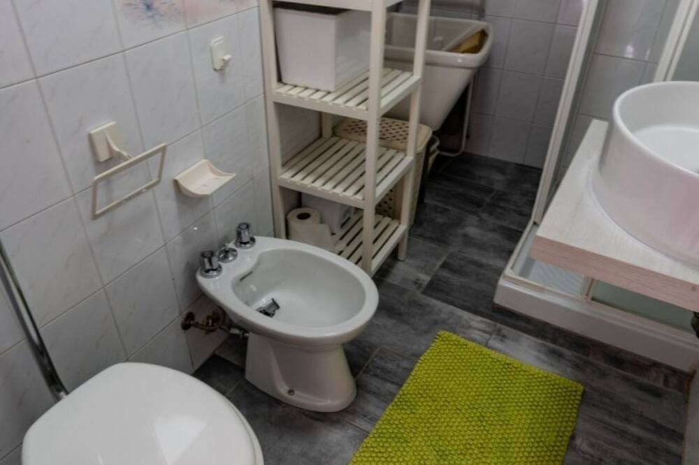 Photo of Bathroom in Bernalda