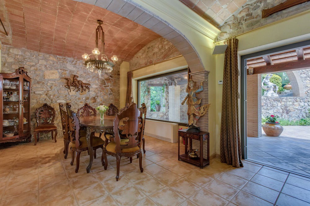 Photo of Kitchen in Angles