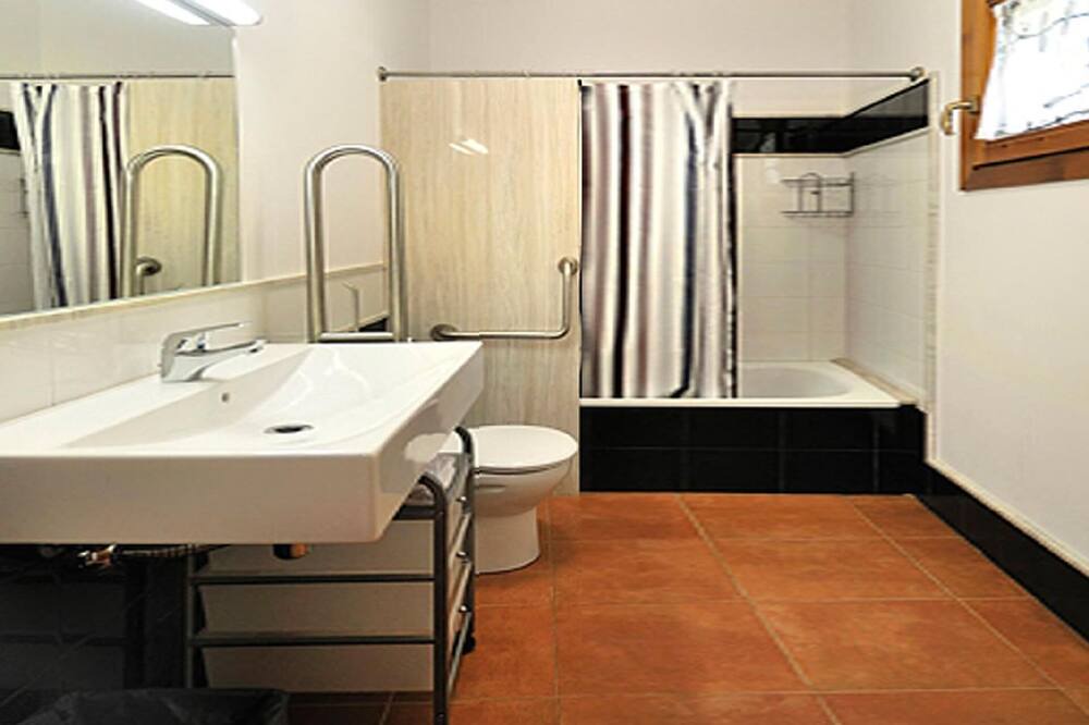 Photo of Bathroom in Rocabruna