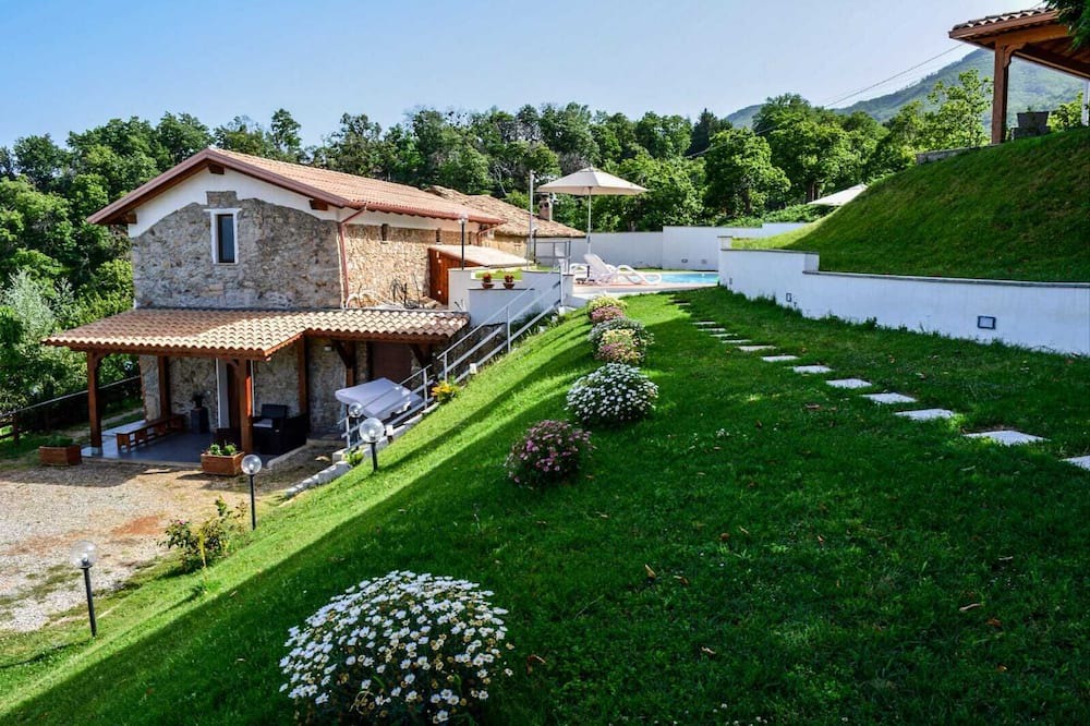 Photo of Outdoor in Marano Marchesato