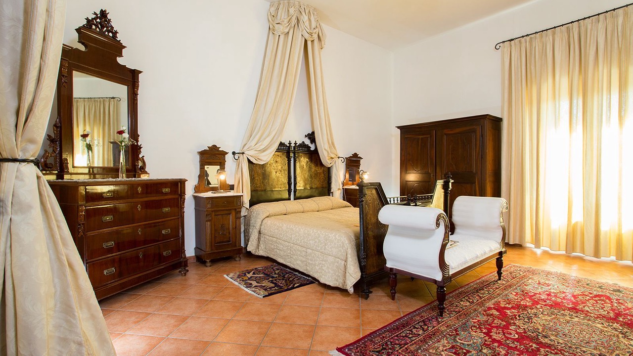 Photo of Bedroom in Altomonte